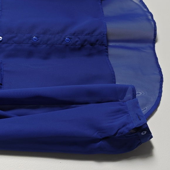 TOSKA Sheer Blue Long Sleeve Studded Collar Button Up Size Small - Picture 8 of 16